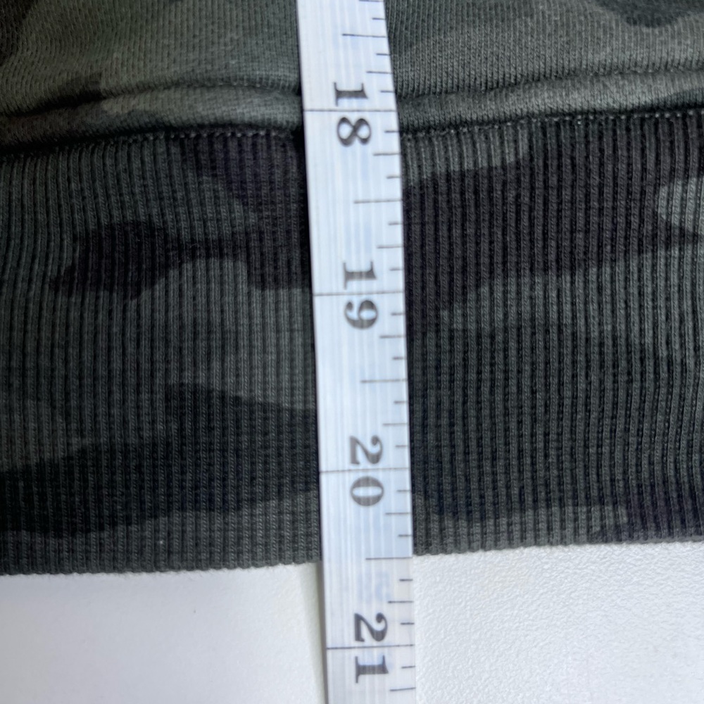 Lululemon Scuba Crew Incognito Camo multi grey - Picture 7 of 9